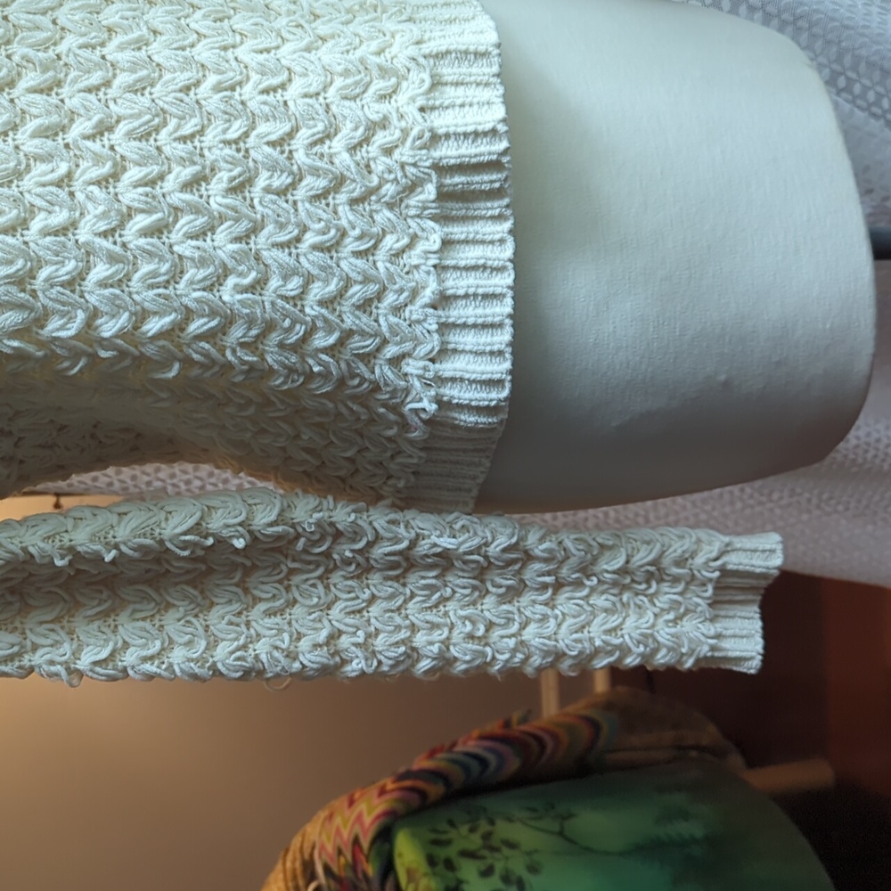 Line & Dot Cream Textured Sweater L - Picture 6 of 13
